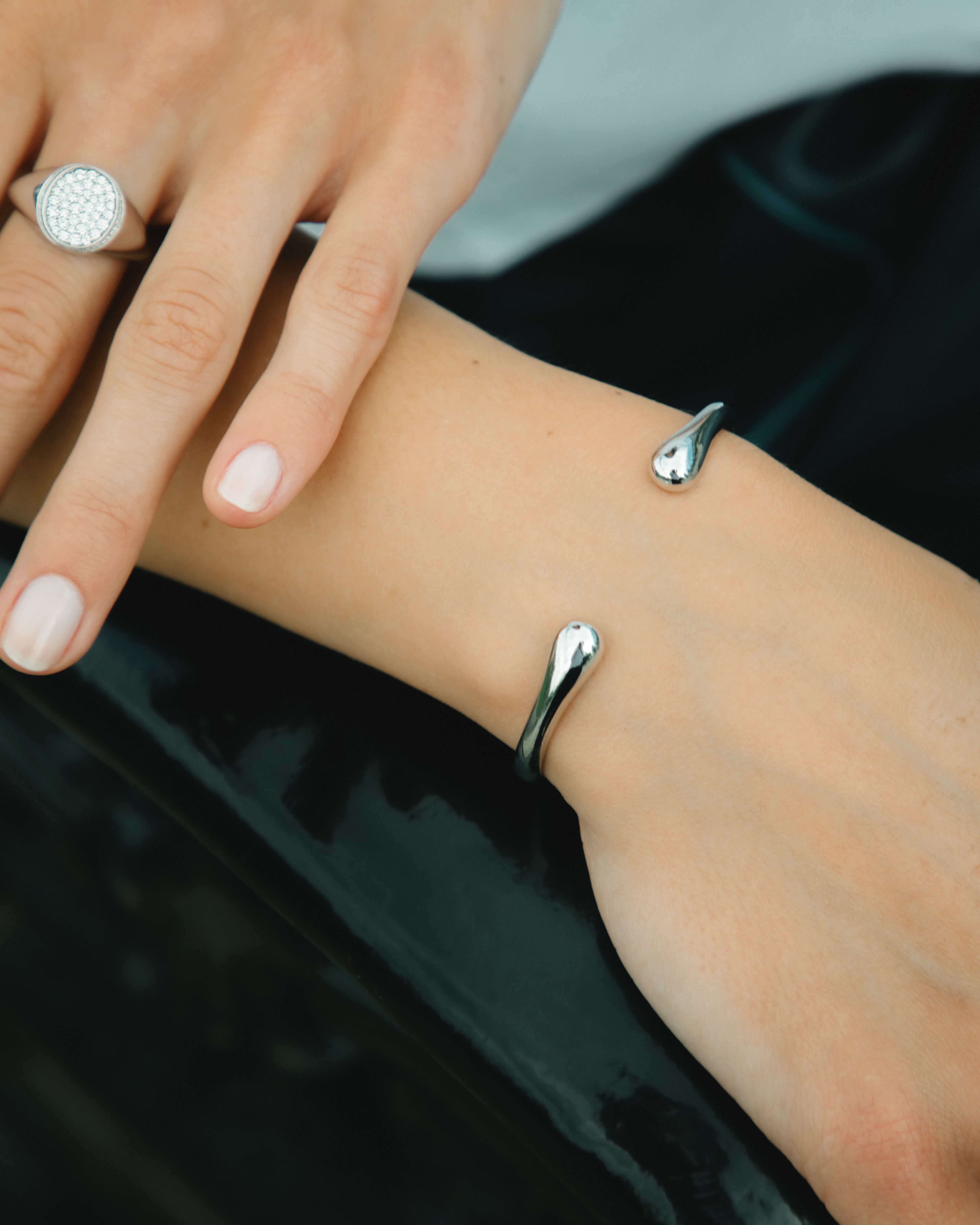 Armbånd & armringe