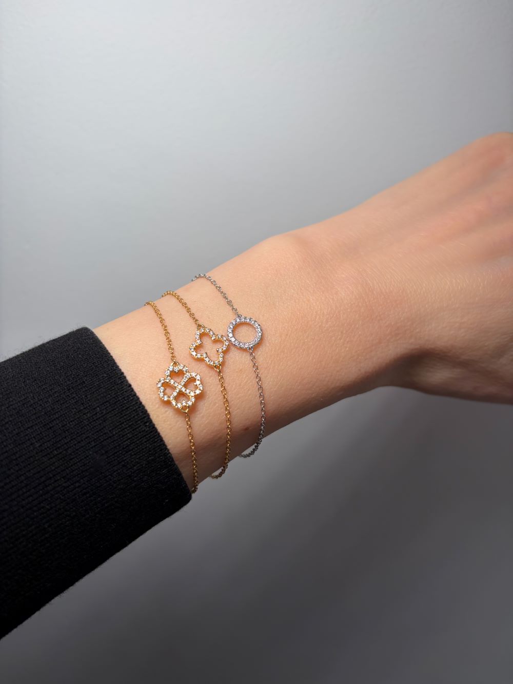 Diamant armbånd i 18 kt. gulguld med 0,14 ct. brillanter