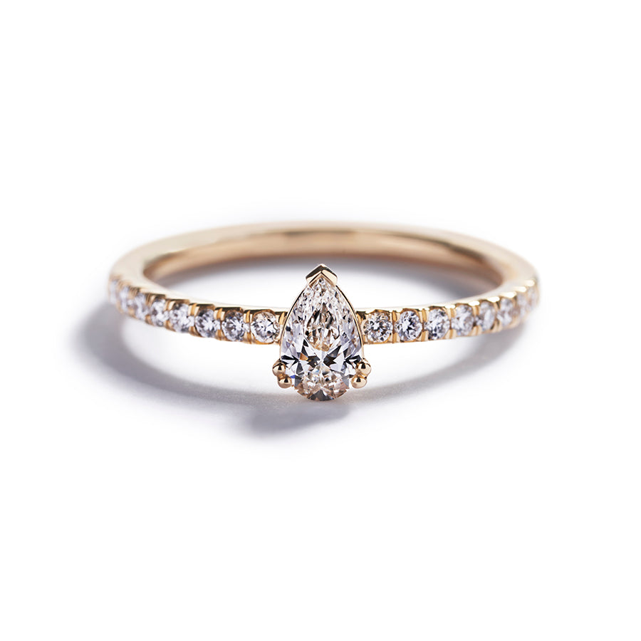 Fancy Love solitairering med 0,30 ct. dråbesleben diamant