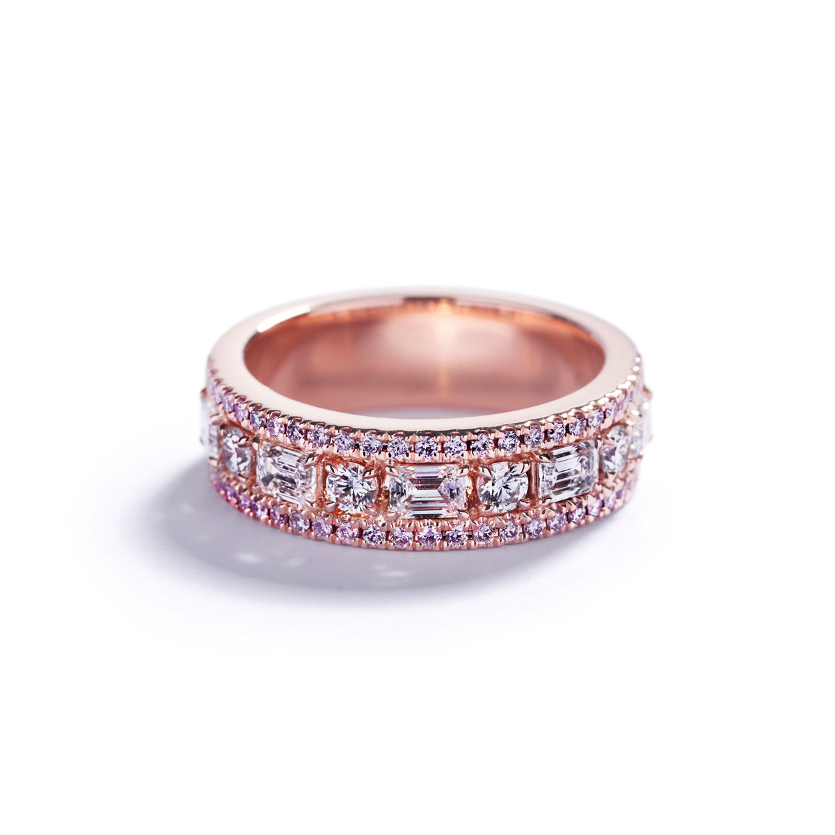 Rækkering i 18 kt. rosaguld med 0,28 ct. Argyle Pink diamanter