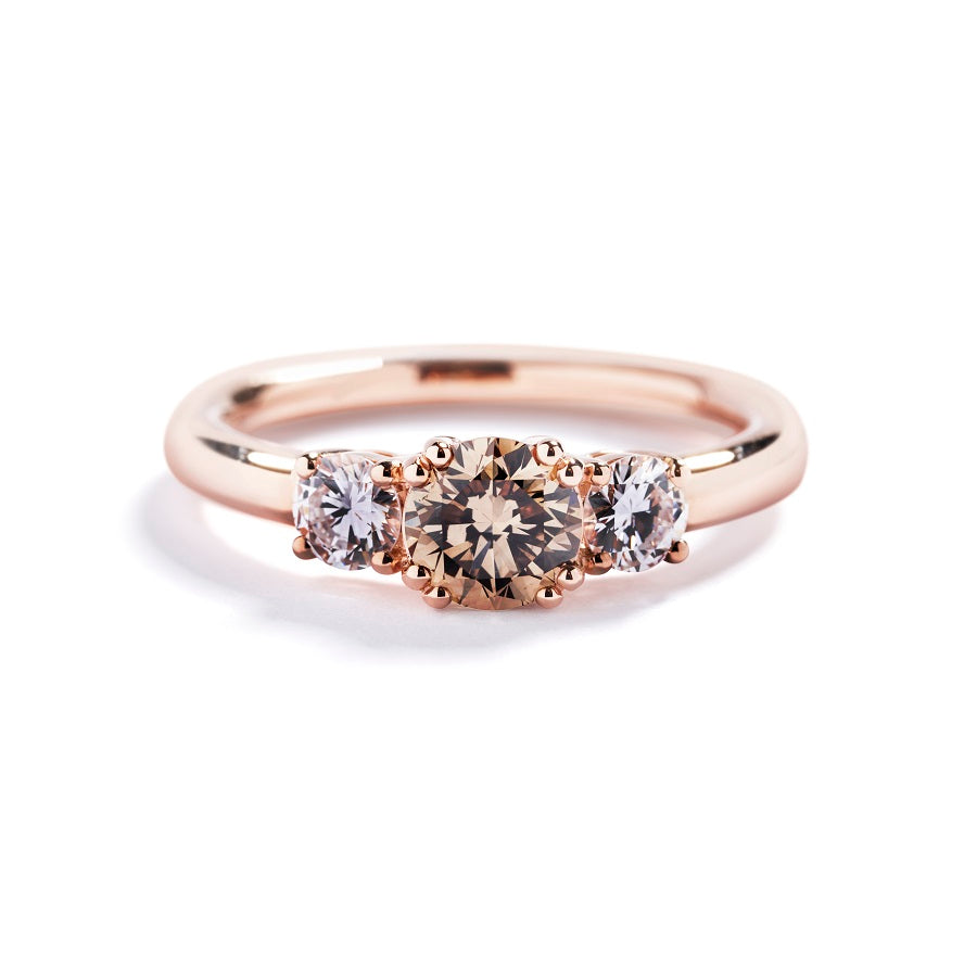 Copenhagen Love 3-stensring med 0,30 ct. champagne brillant