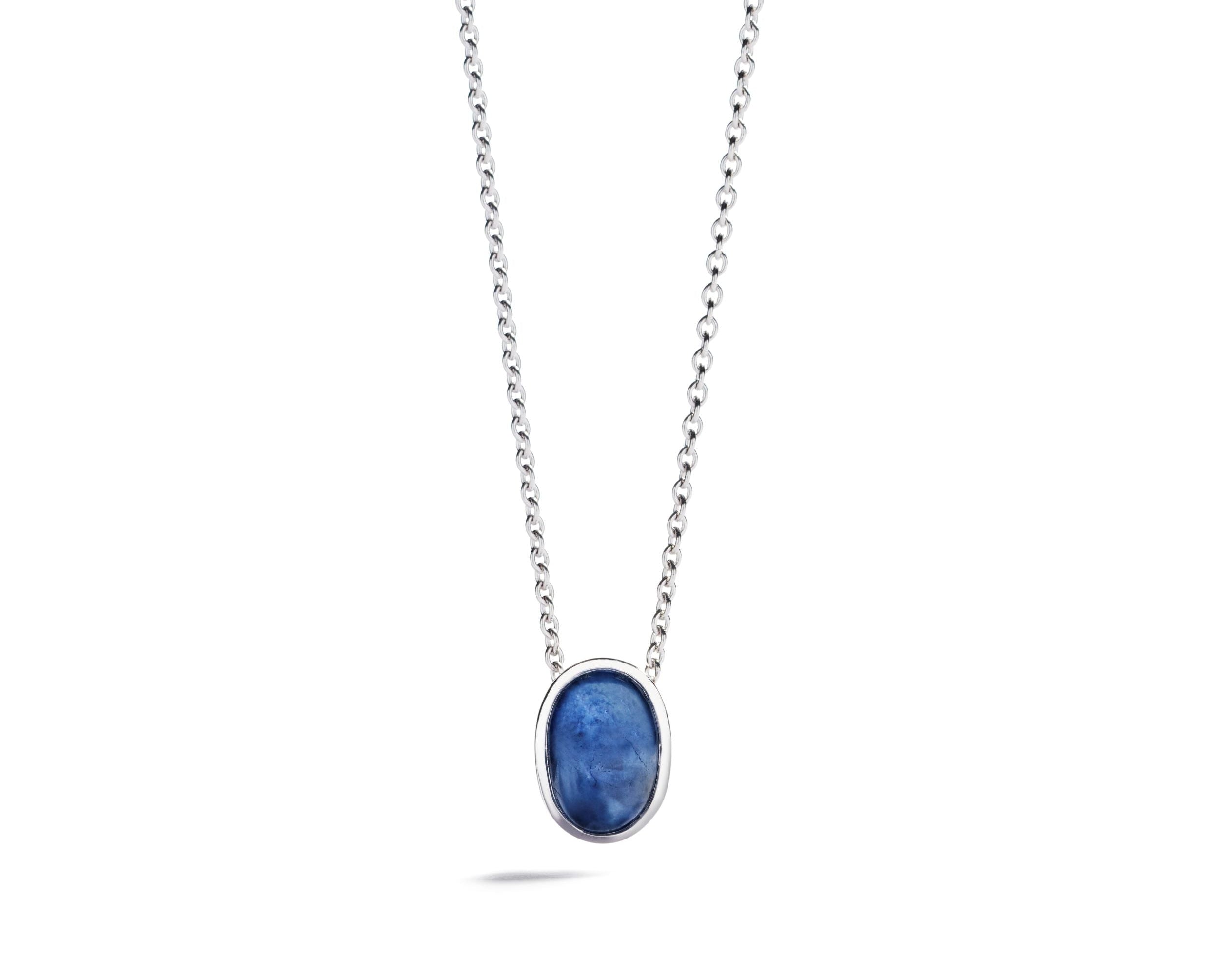 Safirvedhæng med 2,15 ct. Grønlandsk Blå Safir