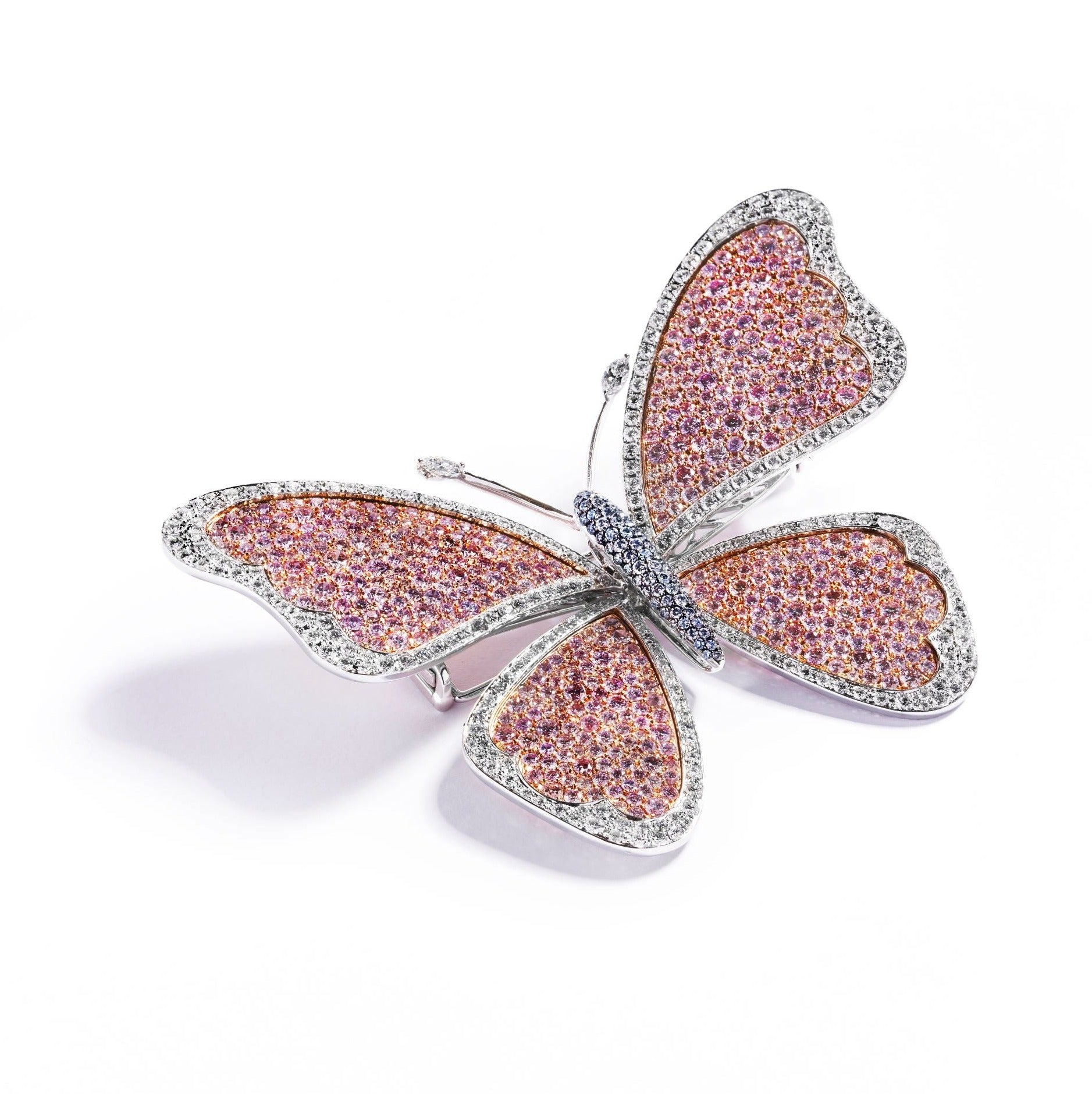 Hartmann's Pink Butterfly broche med 9,81 ct. Argyle Pink og Argyle Blå diamanter