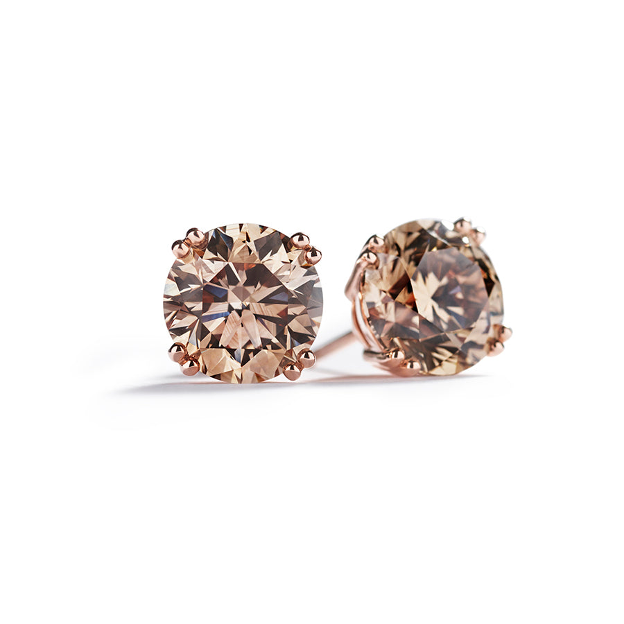Diamantørestikker med 5,45 ct. Argyle Champagne brillanter