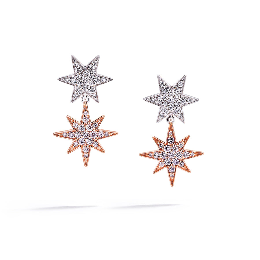 Diamant ørehængere i 18 kt. hvidguld og 18 kt. rosaguld prydet med 38 Natural Fancy Purplish Pink/SI-P diamanter, i alt 0,50 ct. og 78 Top Wesselton/VVS-VS brillanter, i alt 0,63 ct. 