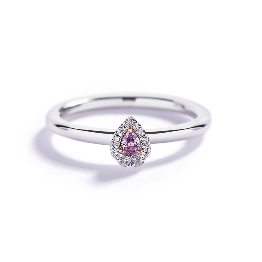 Rosetring med 0,10 ct. Argyle Pink dråbediamant og 0,07 ct. brillanter