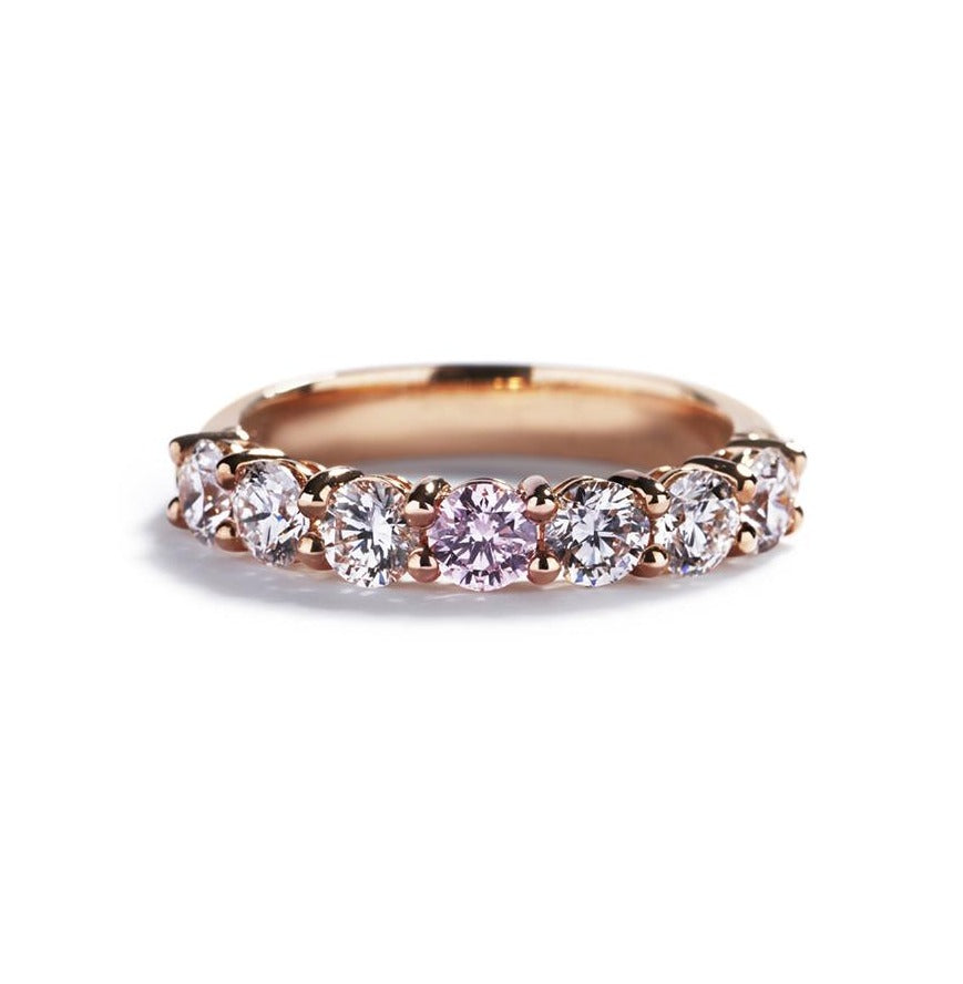 Diamant rækkering med 0,19 ct. Argyle Pink diamant samt 1,20 ct. brillanter