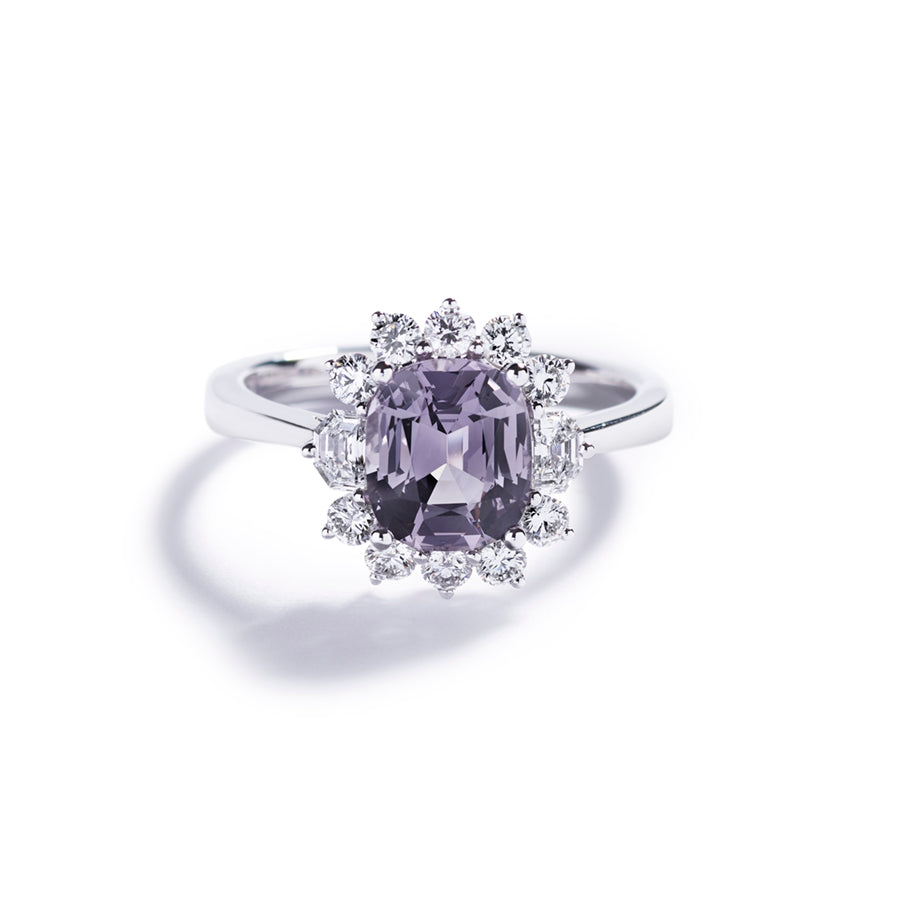 Rosetring med 3,89 ct. spinel og 0,64 ct. brillanter