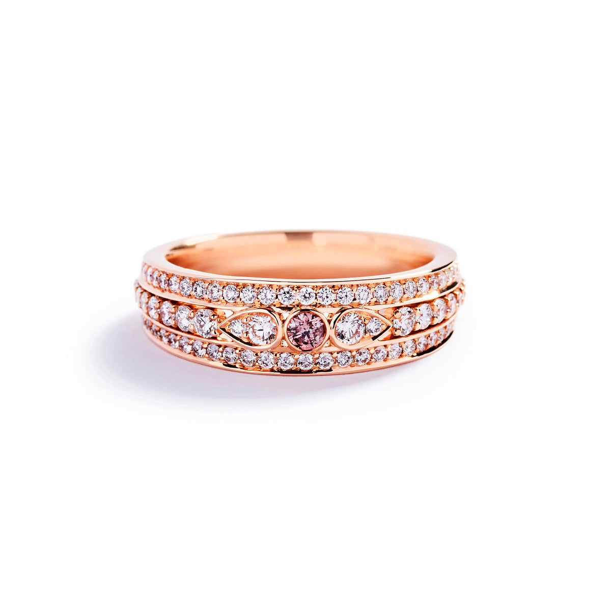 Diamantring fra Hartmann's med 0,05 Argyle Pink brillant samt hvide brillanter